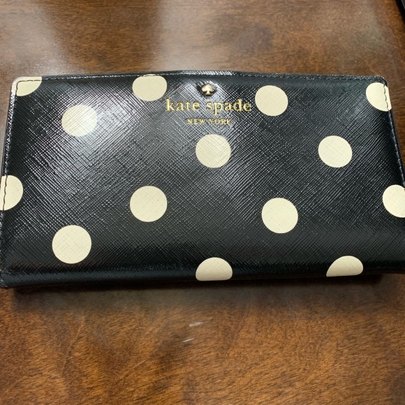 kate spade Handbags - Kate Spade Wallet Black and Polka Dot